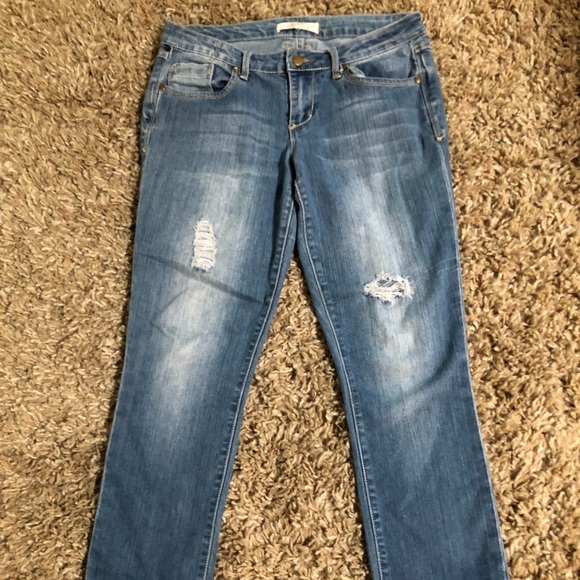 Comfortable Low rise cutoff jeans - Picture 2 of 4